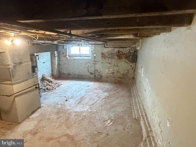 This is an incredible deal! This home features an open living on Clifton Park Golf Course in Maryland - for sale on GolfHomes.com, golf home, golf lot