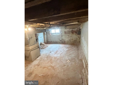 This is an incredible deal! This home features an open living on Clifton Park Golf Course in Maryland - for sale on GolfHomes.com, golf home, golf lot