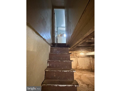 This is an incredible deal! This home features an open living on Clifton Park Golf Course in Maryland - for sale on GolfHomes.com, golf home, golf lot