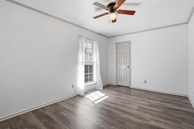 If you are looking for a single-story home to call your own in a on De Cordova Bend Country Club in Texas - for sale on GolfHomes.com, golf home, golf lot