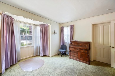 Welcome to 520 Linda Vista Ave, Pasadena--a private and secluded on Brookside Golf Course in California - for sale on GolfHomes.com, golf home, golf lot