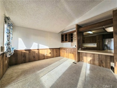 A well-kept spacious home nestled in a beautiful 55+ community on Sun Lakes Country Club in California - for sale on GolfHomes.com, golf home, golf lot