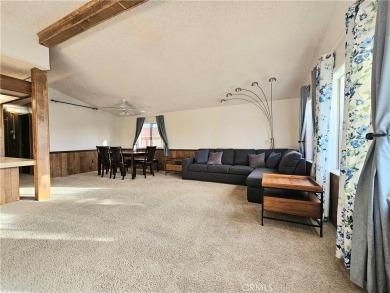 A well-kept spacious home nestled in a beautiful 55+ community on Sun Lakes Country Club in California - for sale on GolfHomes.com, golf home, golf lot