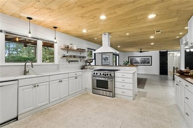 Rare double lot on nearly one acre in coveted Country Club on Covington Country Club in Louisiana - for sale on GolfHomes.com, golf home, golf lot