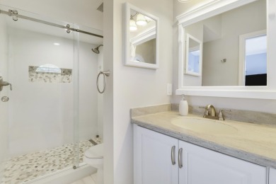 WOW! HIGHLY SOUGHT AFTER & rarely avail PET FRIENDLY END UNIT on on Jupiter Dunes Golf Course in Florida - for sale on GolfHomes.com, golf home, golf lot