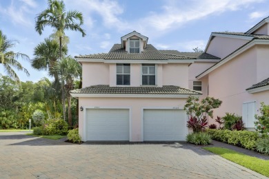 WOW! HIGHLY SOUGHT AFTER & rarely avail PET FRIENDLY END UNIT on on Jupiter Dunes Golf Course in Florida - for sale on GolfHomes.com, golf home, golf lot