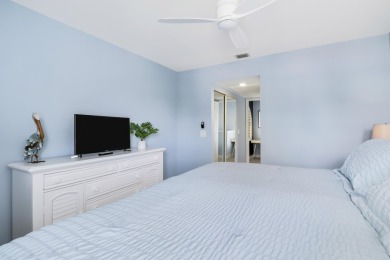 WOW! HIGHLY SOUGHT AFTER & rarely avail PET FRIENDLY END UNIT on on Jupiter Dunes Golf Course in Florida - for sale on GolfHomes.com, golf home, golf lot