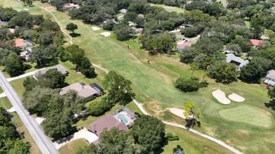 Wonderful 3 bedroom 2 bath pool home in the desirable community on Citrus Hills Golf Club in Florida - for sale on GolfHomes.com, golf home, golf lot