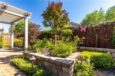 Welcome to this beautifully maintained 2-bedroom plus office on River Oaks Golf Course in California - for sale on GolfHomes.com, golf home, golf lot