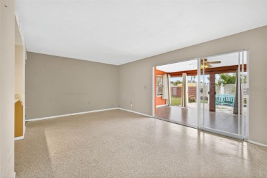 Affordable home in Sun City Center. Close to amenities. The new on North Lakes Golf Course in Florida - for sale on GolfHomes.com, golf home, golf lot