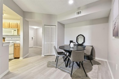 $7000 SELLER CREDIT IN FLEX MONEY!!! Unbeatable location!! Cozy on The Meadows Golf and Country Club in Florida - for sale on GolfHomes.com, golf home, golf lot