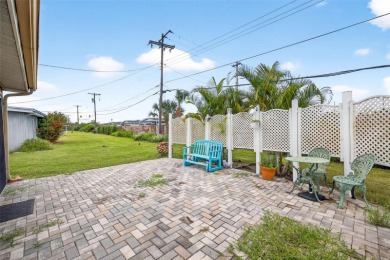 Affordable home in Sun City Center. Close to amenities. The new on North Lakes Golf Course in Florida - for sale on GolfHomes.com, golf home, golf lot