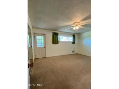 Beautifully Maintained, 3BR/2BA custom Brick Home, located in on Lone Star Golf Club in Texas - for sale on GolfHomes.com, golf home, golf lot