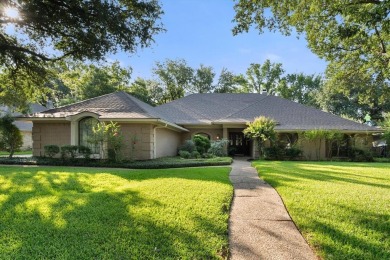 Welcome to this beautifully appointed one-story home tucked away on Walnut Creek Country Club in Texas - for sale on GolfHomes.com, golf home, golf lot