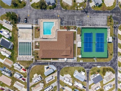 This fantastic lot comes with upgraded 120 AMP ELECTRICAL on Kelly Greens Golf and Country Club in Florida - for sale on GolfHomes.com, golf home, golf lot