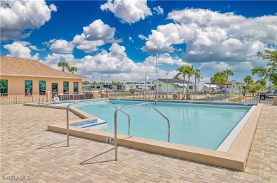 This fantastic lot comes with upgraded 120 AMP ELECTRICAL on Kelly Greens Golf and Country Club in Florida - for sale on GolfHomes.com, golf home, golf lot