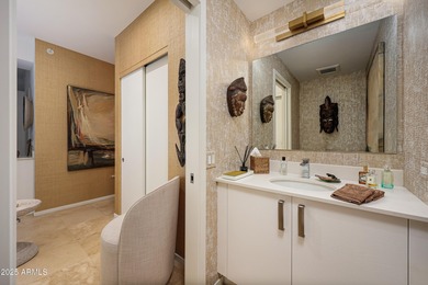 TREEHOUSE IN THE SKY! End unit , east and south, south west on Kierland Golf Club in Arizona - for sale on GolfHomes.com, golf home, golf lot