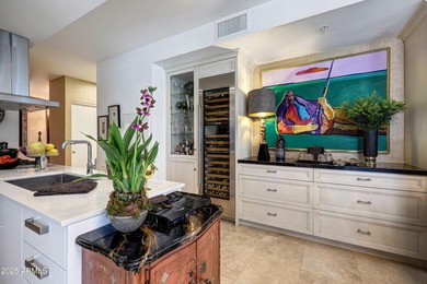 TREEHOUSE IN THE SKY! End unit , east and south, south west on Kierland Golf Club in Arizona - for sale on GolfHomes.com, golf home, golf lot