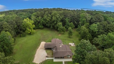 This beautifully remodeled 3-bed/3bath home offers 2,866+/- on Pendleton Harbor in Texas - for sale on GolfHomes.com, golf home, golf lot