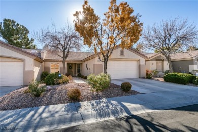 Adorable 2 bedroom townhome in desirable Green Valley in Sun on Desert Willow Golf Course in Nevada - for sale on GolfHomes.com, golf home, golf lot