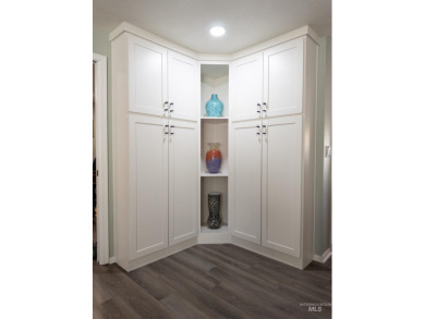 Experience effortless living in this beautifully updated on Lakeview Golf Club in Idaho - for sale on GolfHomes.com, golf home, golf lot