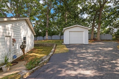 Welcome to this one-of-a-kind custom Colonial nestled on a on Shepherds Crook Golf Course in Illinois - for sale on GolfHomes.com, golf home, golf lot
