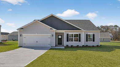 Welcome to 3086 Platinum Circle at Gretchen Pines located in on Seven Lakes Country Club in North Carolina - for sale on GolfHomes.com, golf home, golf lot