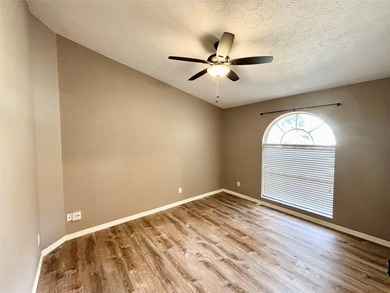 PRICED TO SELL!!! Perfectly positioned at the foot of a cul de on St. Lucie Trail Golf Club in Florida - for sale on GolfHomes.com, golf home, golf lot