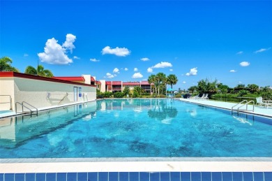 Ideal and affordable Florida winter home in Rotonda West on Rotonda Golf and Country Club The Hills Course in Florida - for sale on GolfHomes.com, golf home, golf lot