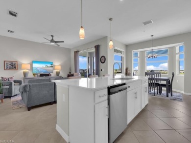 TOP FLOOR GOLF MEMBERSHIP INCLUDED-Enjoy exceptional value in on Panther Run Golf Club in Florida - for sale on GolfHomes.com, golf home, golf lot