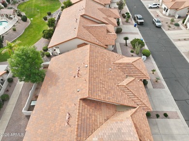 Desirable 55+ corner townhome + den, backing to the greenbelt on Apache Wells Country Club in Arizona - for sale on GolfHomes.com, golf home, golf lot