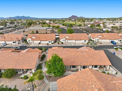 Desirable 55+ corner townhome + den, backing to the greenbelt on Apache Wells Country Club in Arizona - for sale on GolfHomes.com, golf home, golf lot