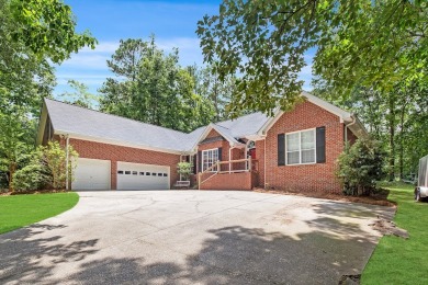 Welcome to this highly sought-after maintained 4-sided brick on Fairfield Plantation Golf and Country Club in Georgia - for sale on GolfHomes.com, golf home, golf lot