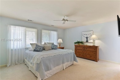 Privacy and convenience meet in this beautifully maintained on Sea Pines Country Club in South Carolina - for sale on GolfHomes.com, golf home, golf lot
