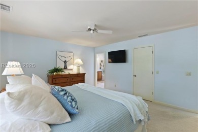 Privacy and convenience meet in this beautifully maintained on Sea Pines Country Club in South Carolina - for sale on GolfHomes.com, golf home, golf lot