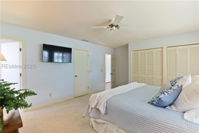 Privacy and convenience meet in this beautifully maintained on Sea Pines Country Club in South Carolina - for sale on GolfHomes.com, golf home, golf lot