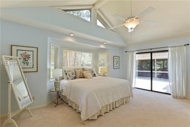 Privacy and convenience meet in this beautifully maintained on Sea Pines Country Club in South Carolina - for sale on GolfHomes.com, golf home, golf lot