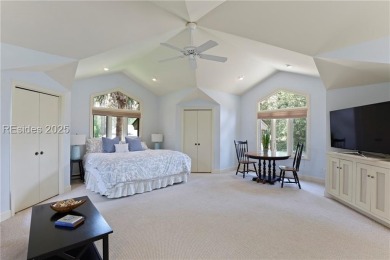 Privacy and convenience meet in this beautifully maintained on Sea Pines Country Club in South Carolina - for sale on GolfHomes.com, golf home, golf lot