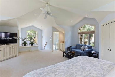 Privacy and convenience meet in this beautifully maintained on Sea Pines Country Club in South Carolina - for sale on GolfHomes.com, golf home, golf lot