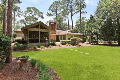 Privacy and convenience meet in this beautifully maintained on Sea Pines Country Club in South Carolina - for sale on GolfHomes.com, golf home, golf lot