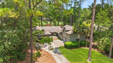 Privacy and convenience meet in this beautifully maintained on Sea Pines Country Club in South Carolina - for sale on GolfHomes.com, golf home, golf lot