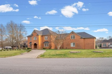 Elegant one-owner custom all-brick home in Hopkinsville offering on Hopkinsville Golf and Country Club in Kentucky - for sale on GolfHomes.com, golf home, golf lot