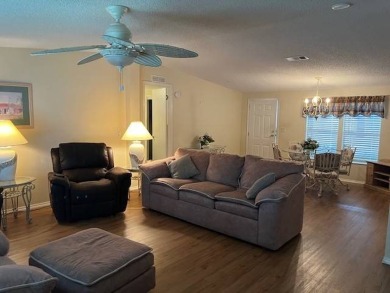 Charming and Updated Home - with 2 Bedroom, 2 Bath, 1,200 Sq Ft on Four Lakes Golf Club in Florida - for sale on GolfHomes.com, golf home, golf lot