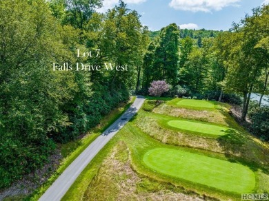 This beautifully designed contemporary home by Garrell on Highlands Falls Country Club in North Carolina - for sale on GolfHomes.com, golf home, golf lot