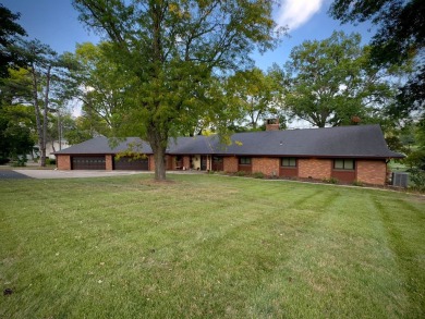 One of a kind spacious mid-century style ranch, ideal for on Topeka Country Club in Kansas - for sale on GolfHomes.com, golf home, golf lot