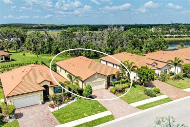Move right in and enjoy everything Florida has to offer in this on Rosedale Golf and Tennis Club in Florida - for sale on GolfHomes.com, golf home, golf lot