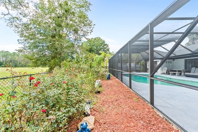 Beautiful 3-bedroom, 2-bath home offering an open layout and on The Grand Club Cypress Course in Florida - for sale on GolfHomes.com, golf home, golf lot