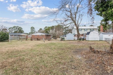 Welcome to a wonderful and affordable opportunity! Nestled in on Bide-A-Wee Golf Course in Virginia - for sale on GolfHomes.com, golf home, golf lot