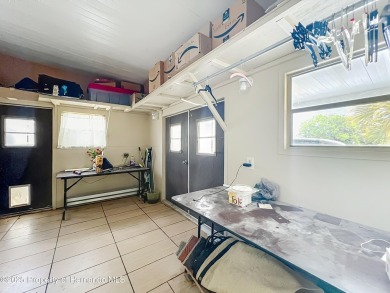 Charming 3 Bedroom, 2 Bathroom Home with 4-Carport in Brookridge on Brookridge Country Club in Florida - for sale on GolfHomes.com, golf home, golf lot