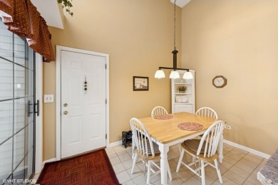 Welcome Home to this well-maintained townhome in prestigious on Palatine Hills Golf Course in Illinois - for sale on GolfHomes.com, golf home, golf lot